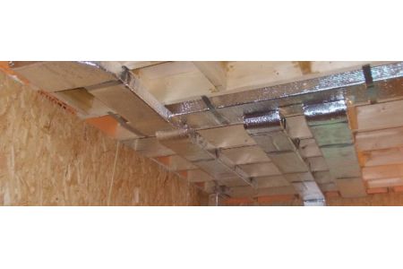 Устройство потолка в каркасном доме